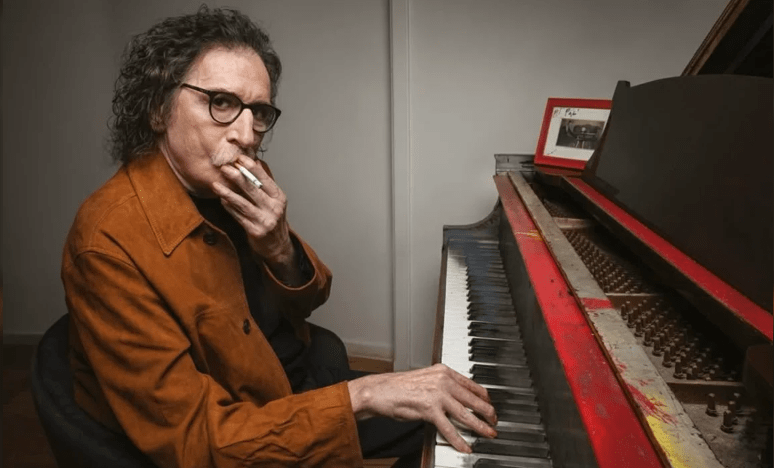 Charly García reapareció en una salida informal por la Ciudad de Buenos&nbsp;Aires